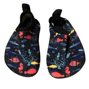 Infant Toddler Water Shoes size 4 with Colorful Sea Animals